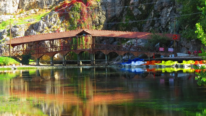 Ceyhan Nehri Göz Üzerine Çelik Köprü