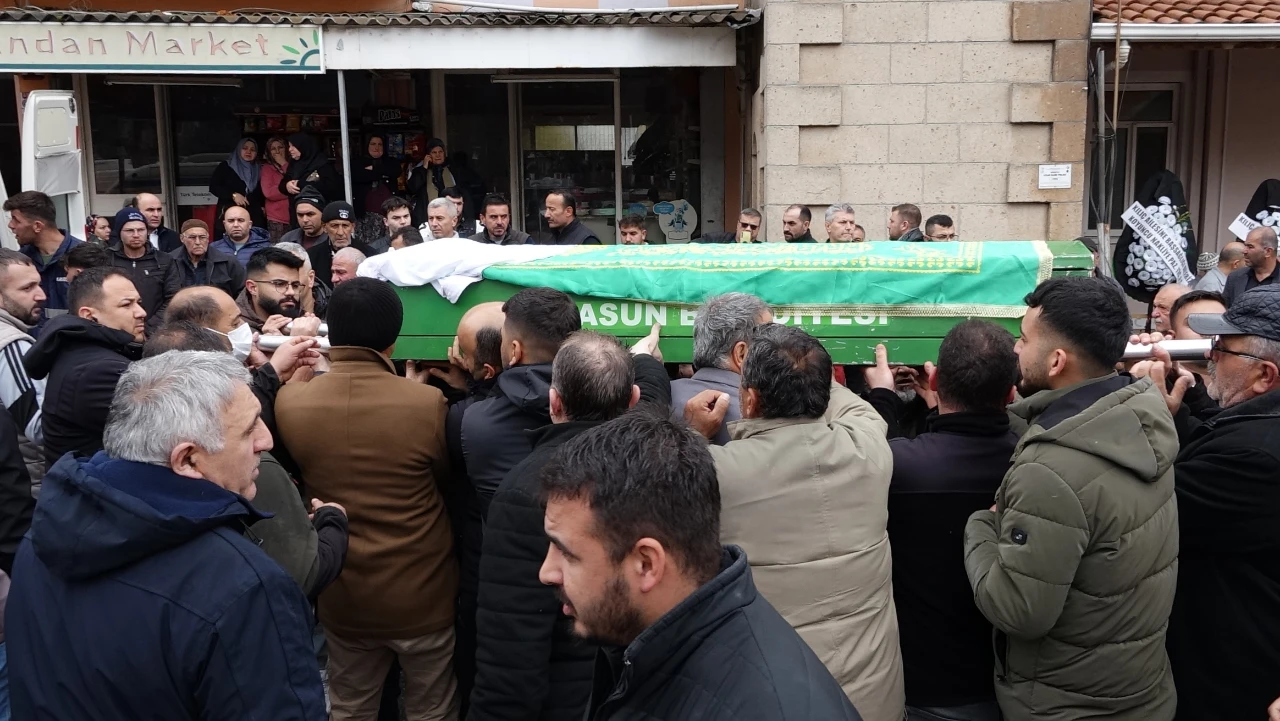 Düğün Hayalleri Yarım Kaldı! Gözyaşları Içinde Uğurlandılar (8)