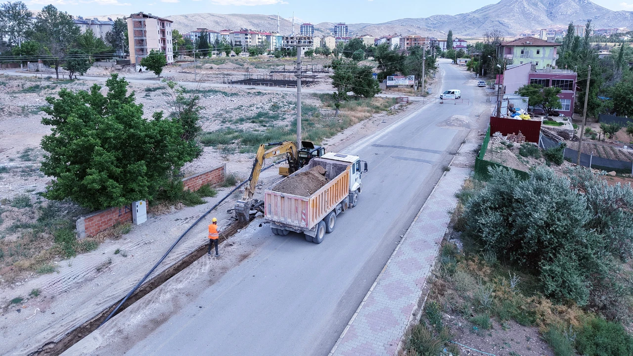 Elbistan’ın Altyapısı 50 Yıllık Güvenceye Alınıyor (2)