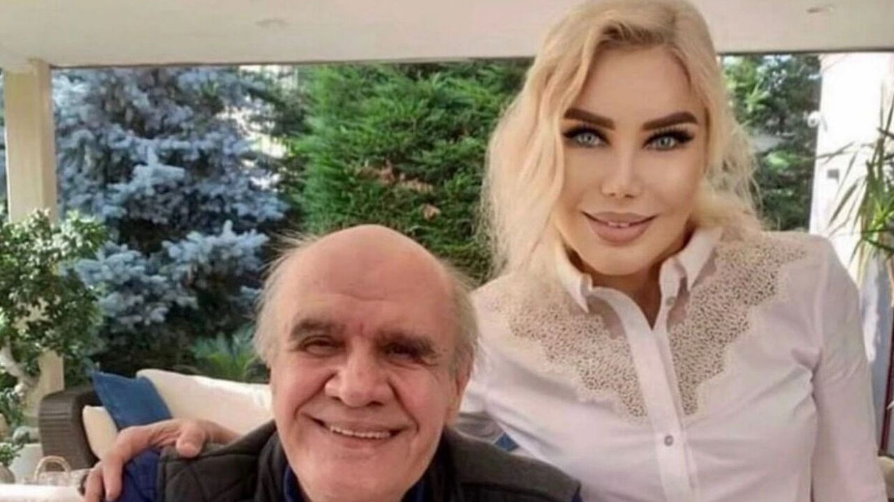 Esin Demirören Kimdir, Kaç Yaşında? Eşi ve Çocukları Kim?