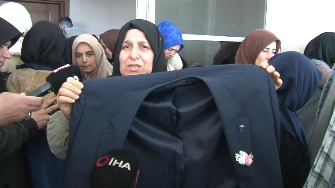 İran’da Düşen Füzenin Tır Şoförünün Öldüğü Anın Görüntüleri Ortaya Çıktı (9)