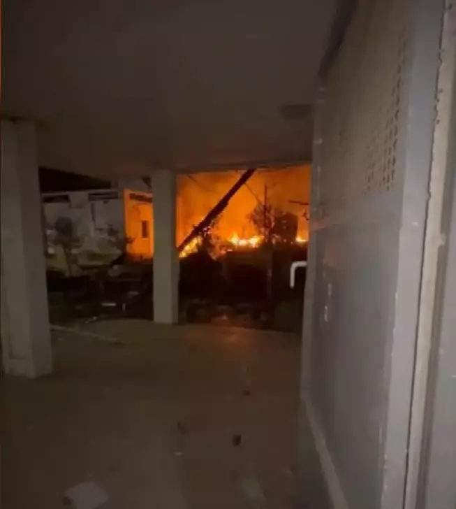 İsrail’in Nükleer Tesislerinin Bulunduğu Dimona, İran’ın Fırlattığı Füzelerle Vuruldu (3)