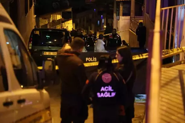 İzmir’de 2 Çocuğunun Annesi Eski Eşini Öldürüp, Intihr Etti (2)