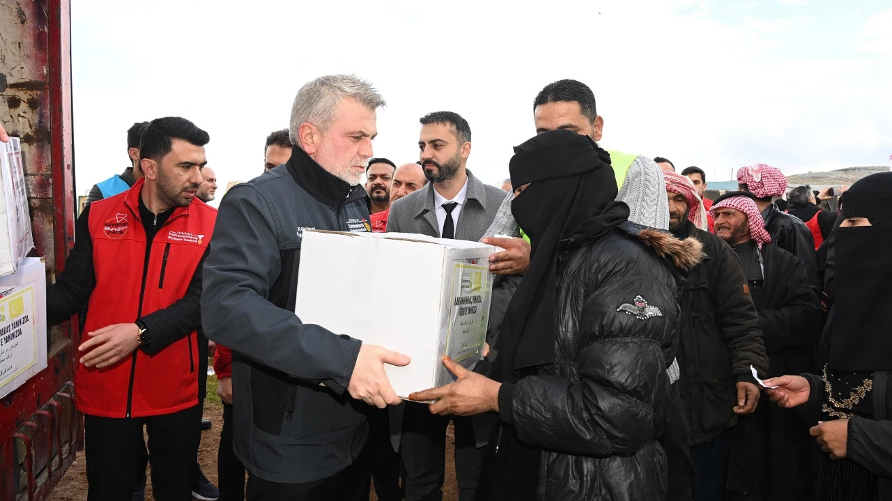 Kahramanmaraş Büyükşehir’den İdlib’e Iftar Sofrası! (1)