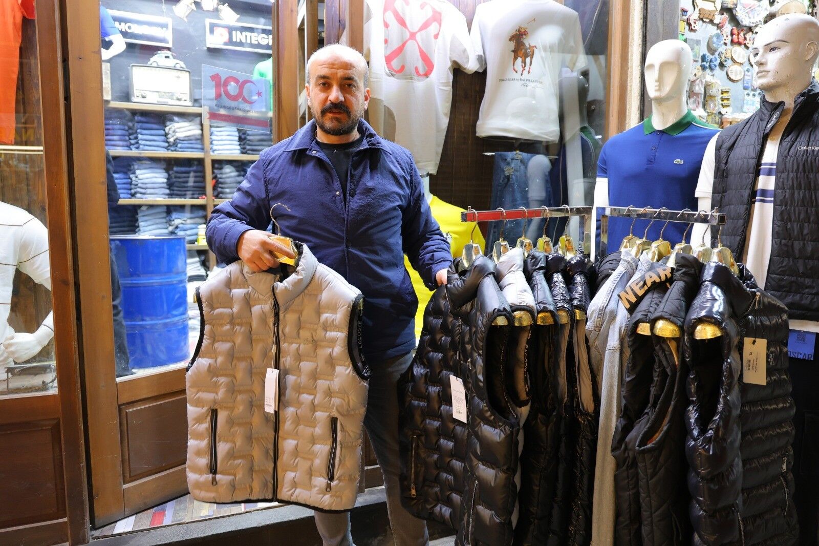 Kahramanmaraş Kapalı Çarşı'da Iğne Atsan Yere Düşmüyor! (5)