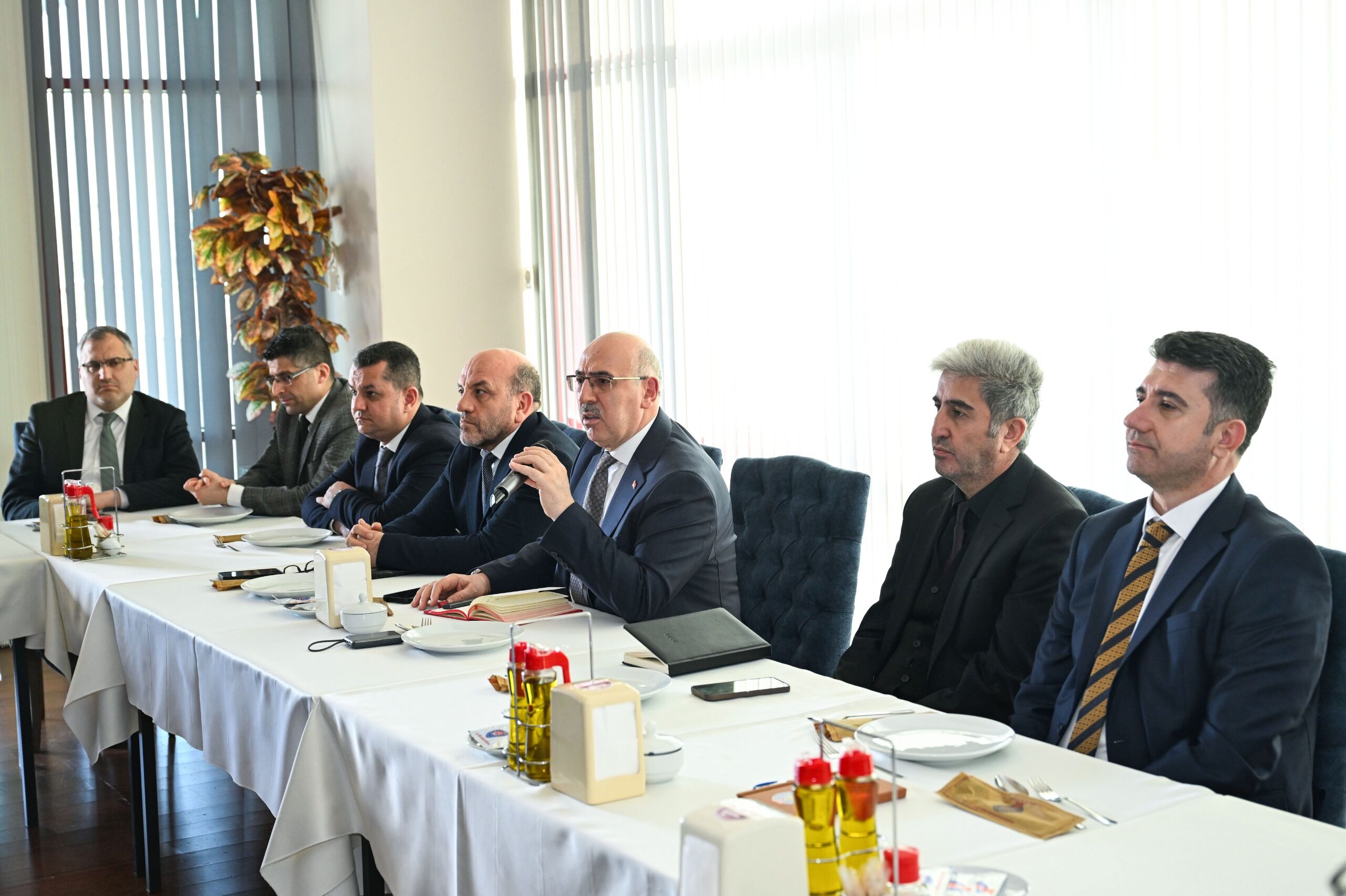 Kahramanmaraş Ksü’de Yurt Dışı Doktora Mezunları İftarda Buluştu (1)