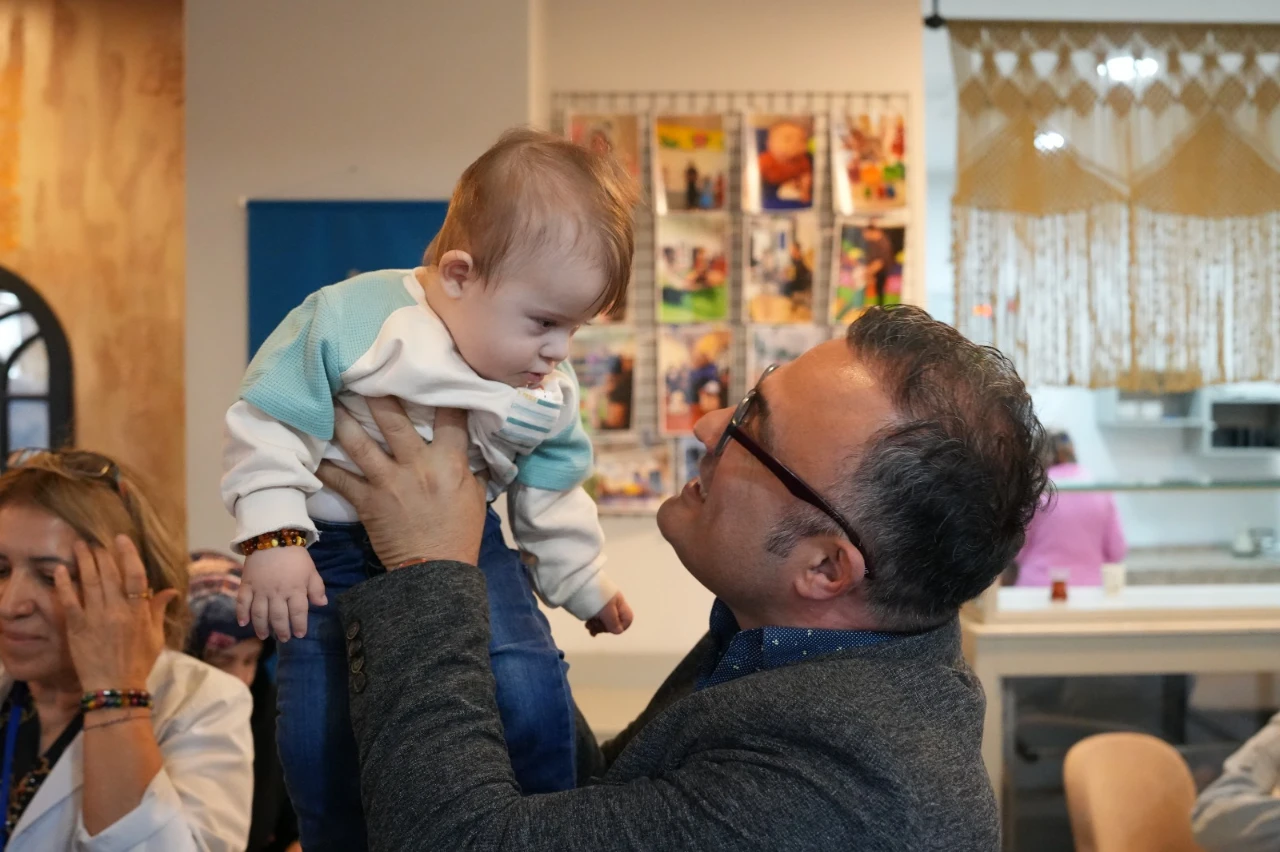 Kahramanmaraş Onikişubat’ta Down Sendromu Etkinliği! Dokmer’de Sevgi Kazandı (8)