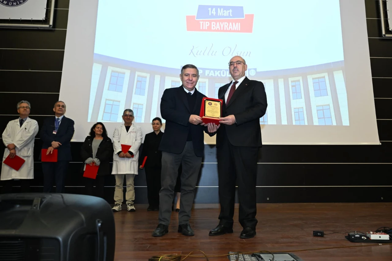 Kahramanmaraş Sütçü İmam Üniversitesi’nde 14 Mart Tıp Bayramı Kutlandı (1)