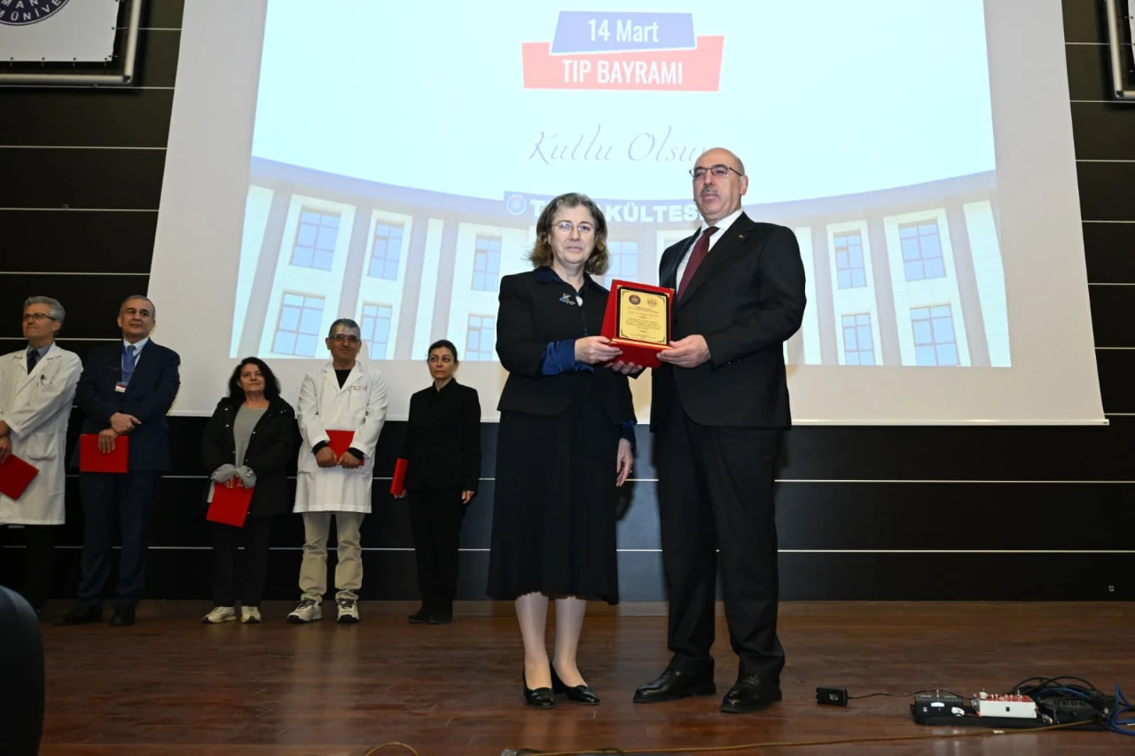 Kahramanmaraş Sütçü İmam Üniversitesi’nde 14 Mart Tıp Bayramı Kutlandı (3)