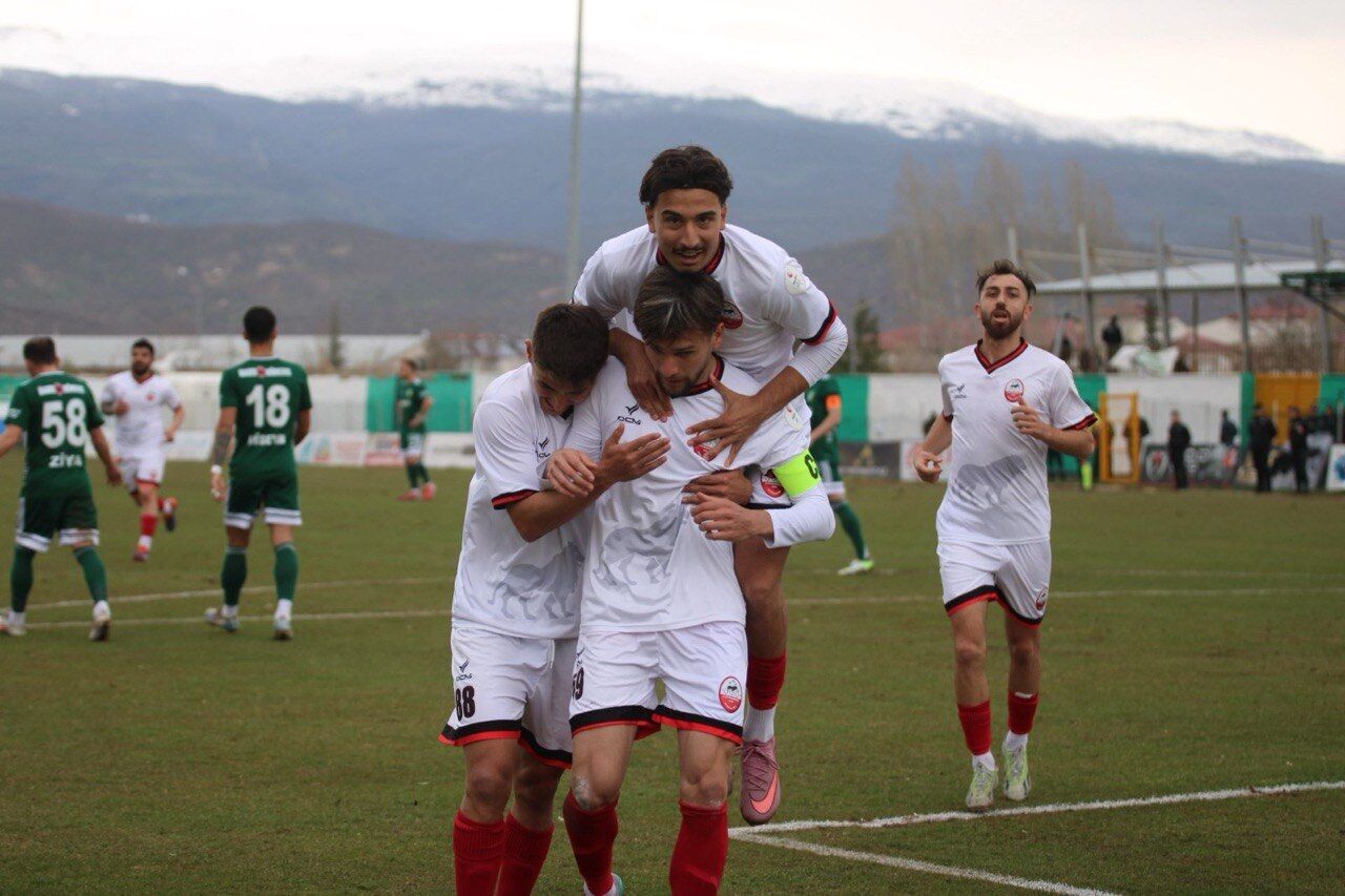 Kahramanmaraşspor Lider Deplasmanında Direndi (3)