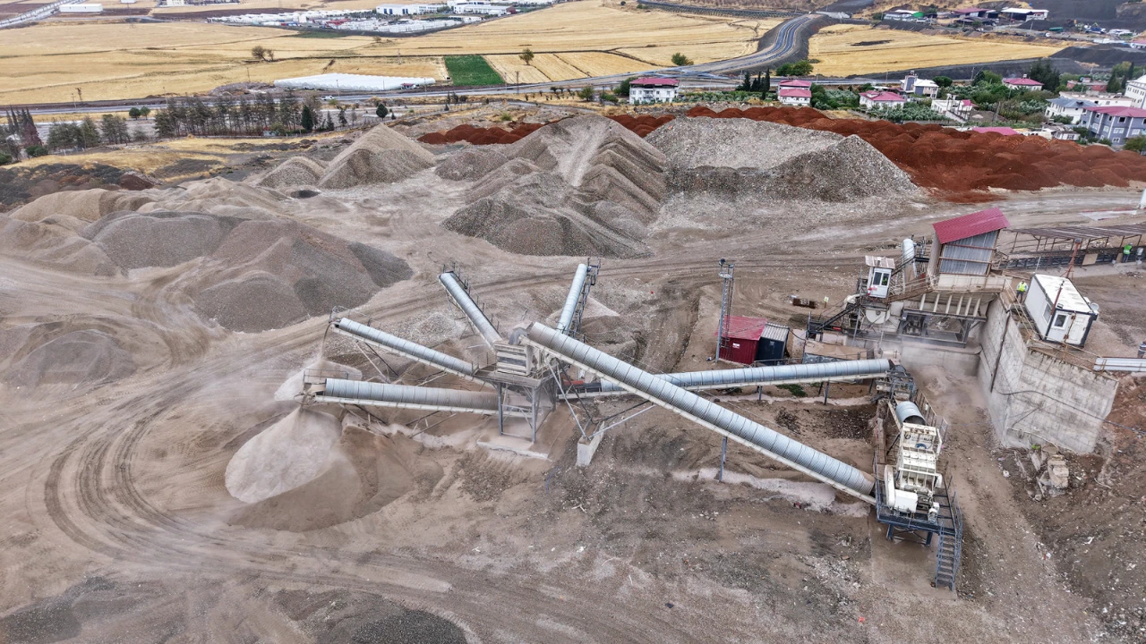 Kahramanmaraş’ta 100 Milyonluk Yatırım Çöpten Servet Çıkardı (1)