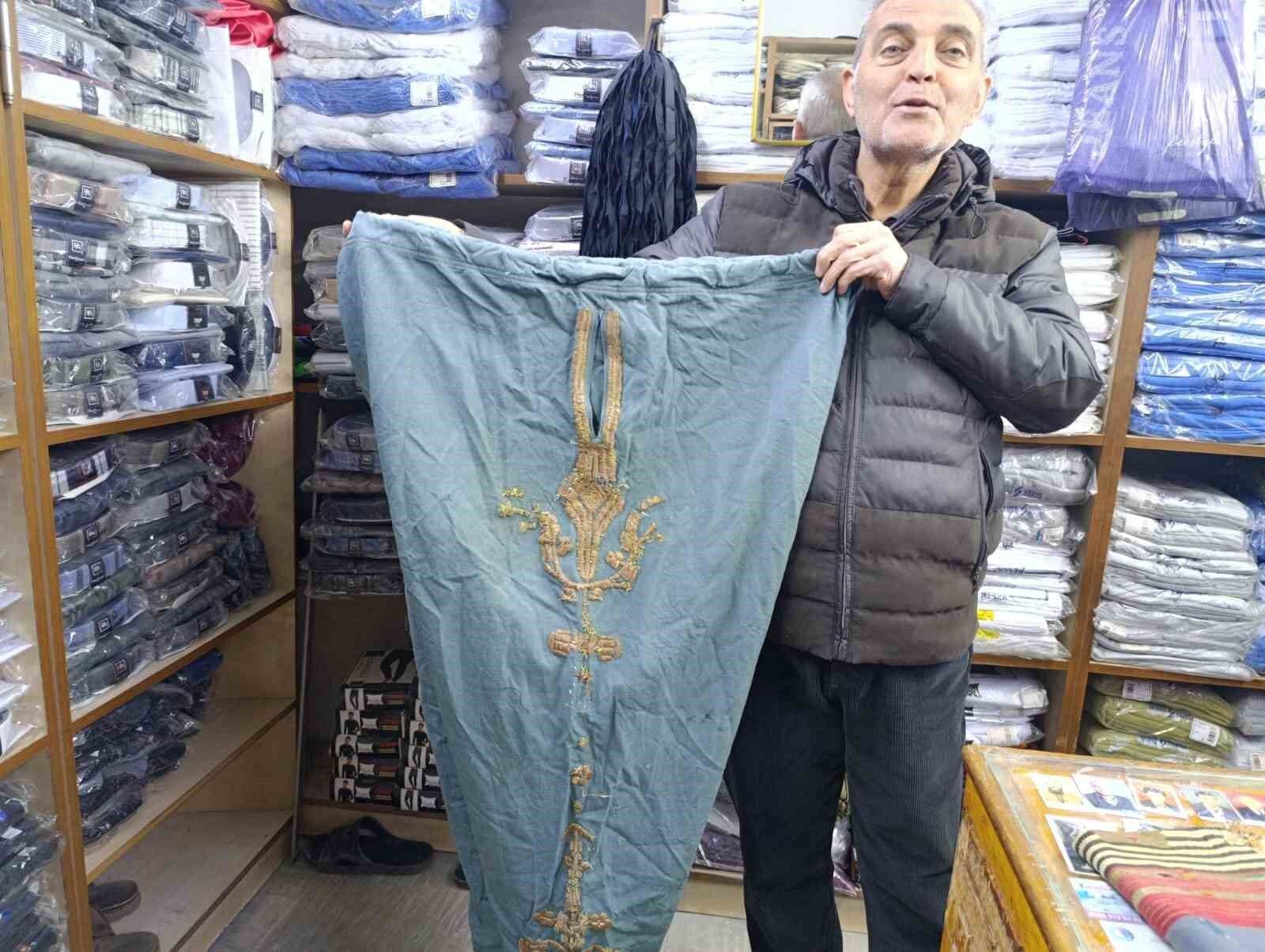 Kahramanmaraş’ta 110 Yıllık Maraş Abaları Tarihi Taş Han Çarşısı’nda Yaşıyor (2)