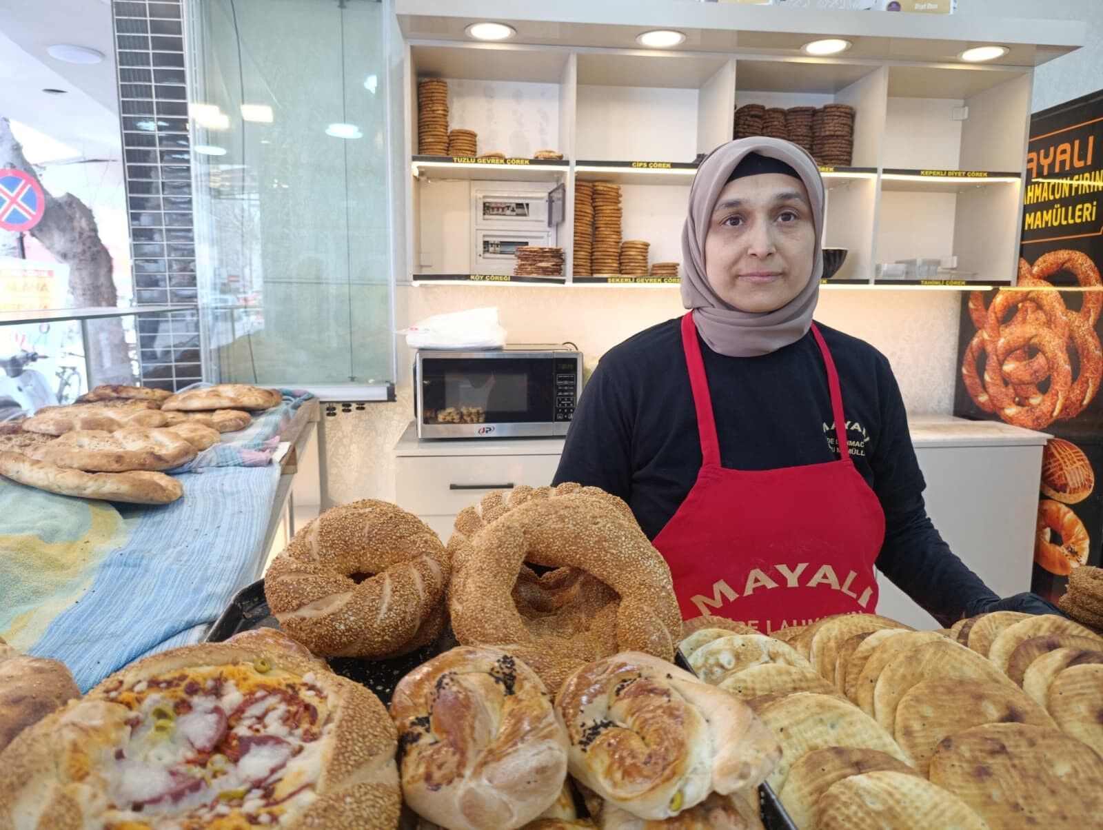 Kahramanmaraş’ta 4 Çocuk Annesi Lahmacun Ustası Görenleri Şaşırtıyori̇ (2)