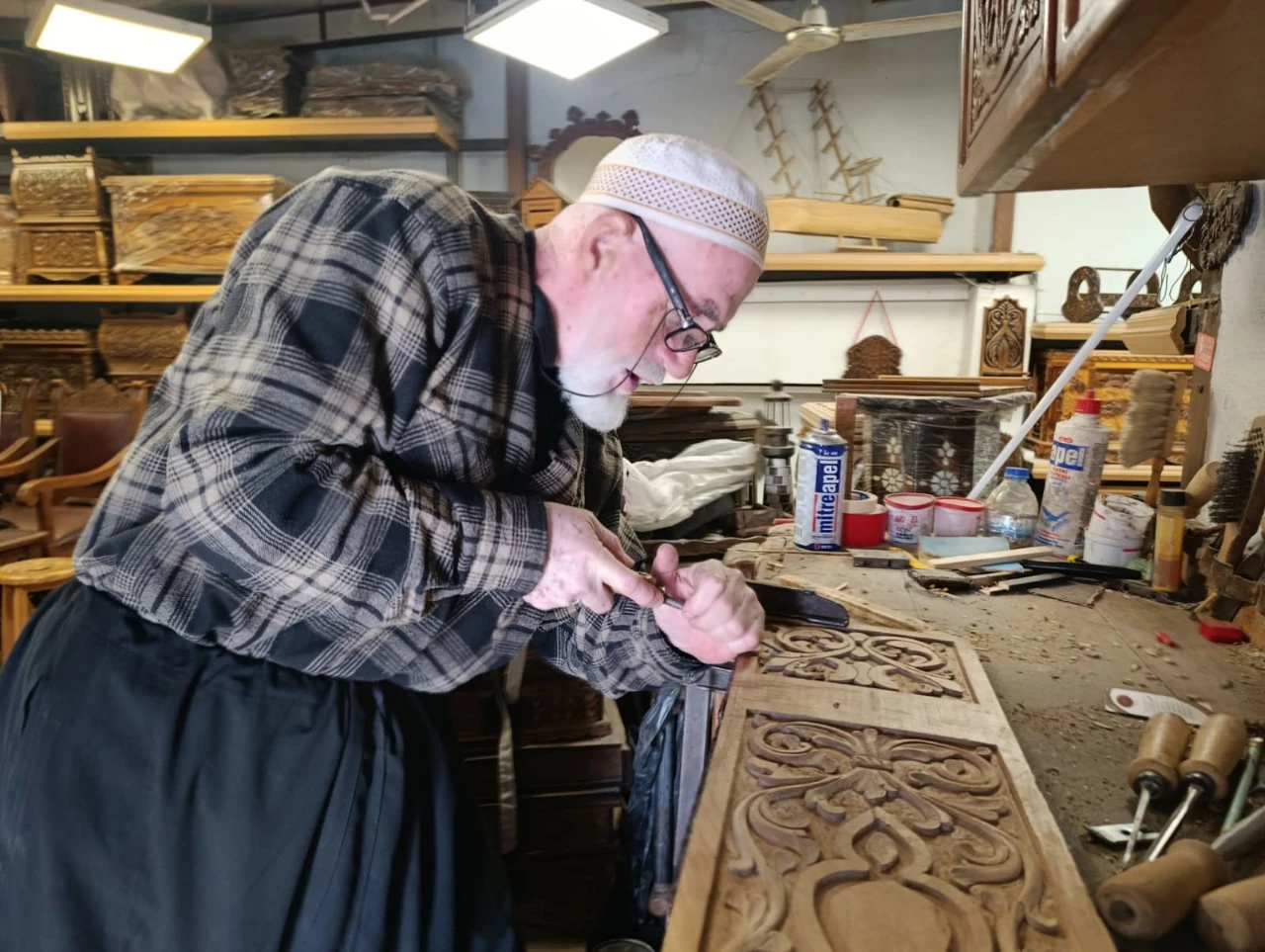 Kahramanmaraş’ta 49 Yıllık Sandık Ustası Geleneği Yaşatıyor (1)