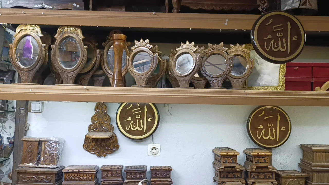 Kahramanmaraş’ta 49 Yıllık Sandık Ustası Geleneği Yaşatıyor (7)