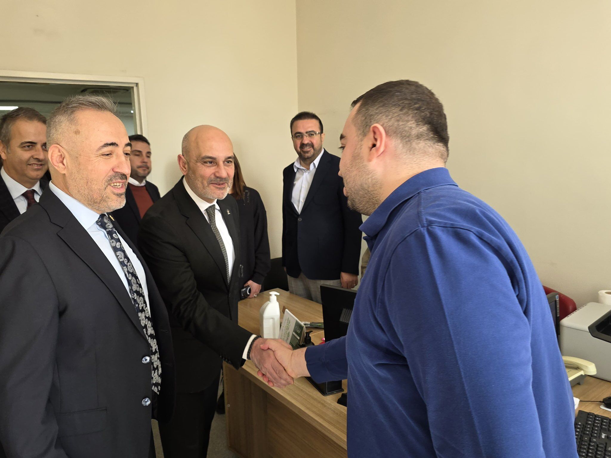 Kahramanmaraş’ta Ak Parti Heyeti Sağlık Çalışanlarını Ziyaret Etti1