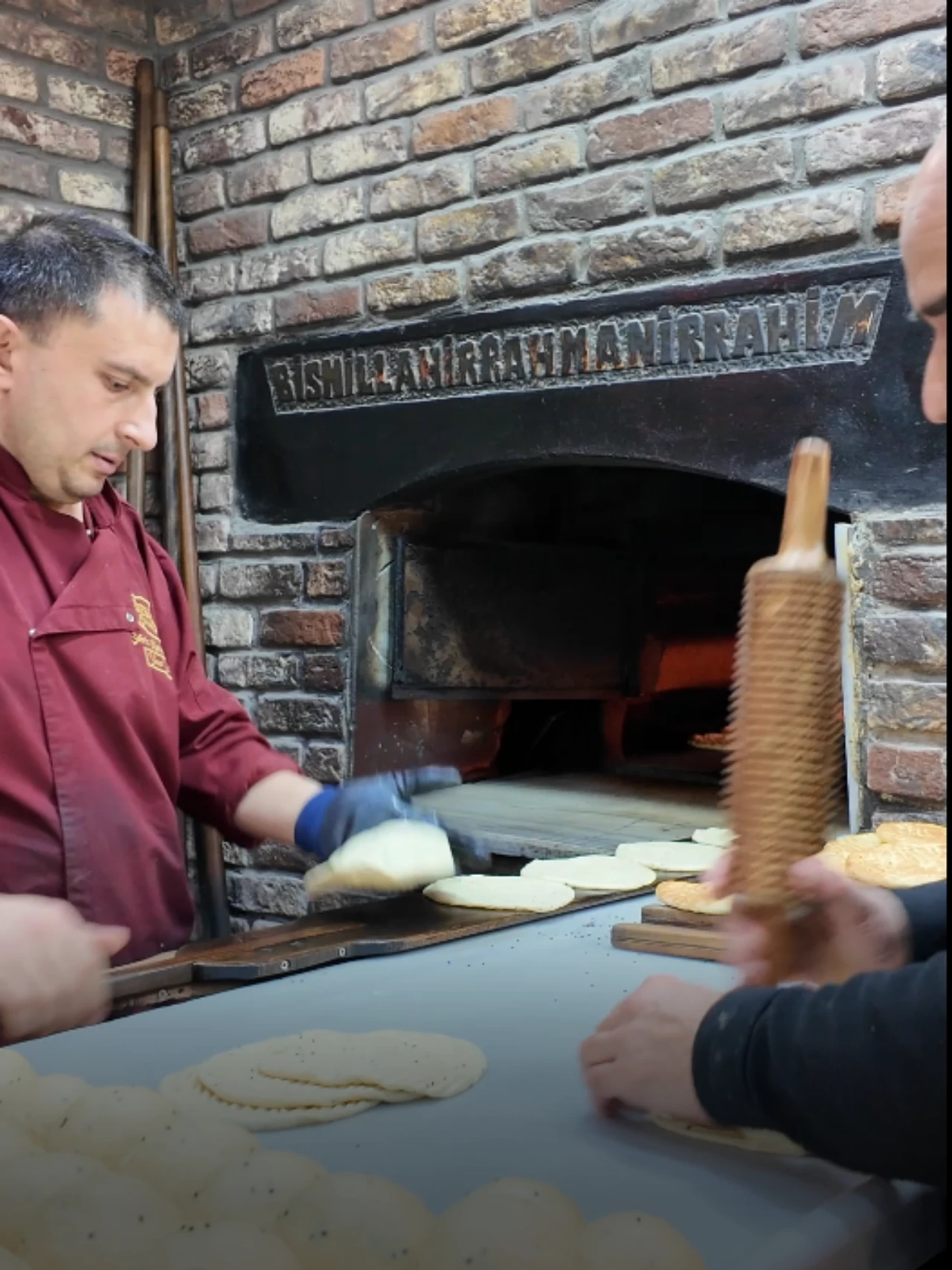 Kahramanmaraş’ta Bayram Çöreği Mesaisi Başladı! Fırınlarda Yoğunluk Arttı (3)