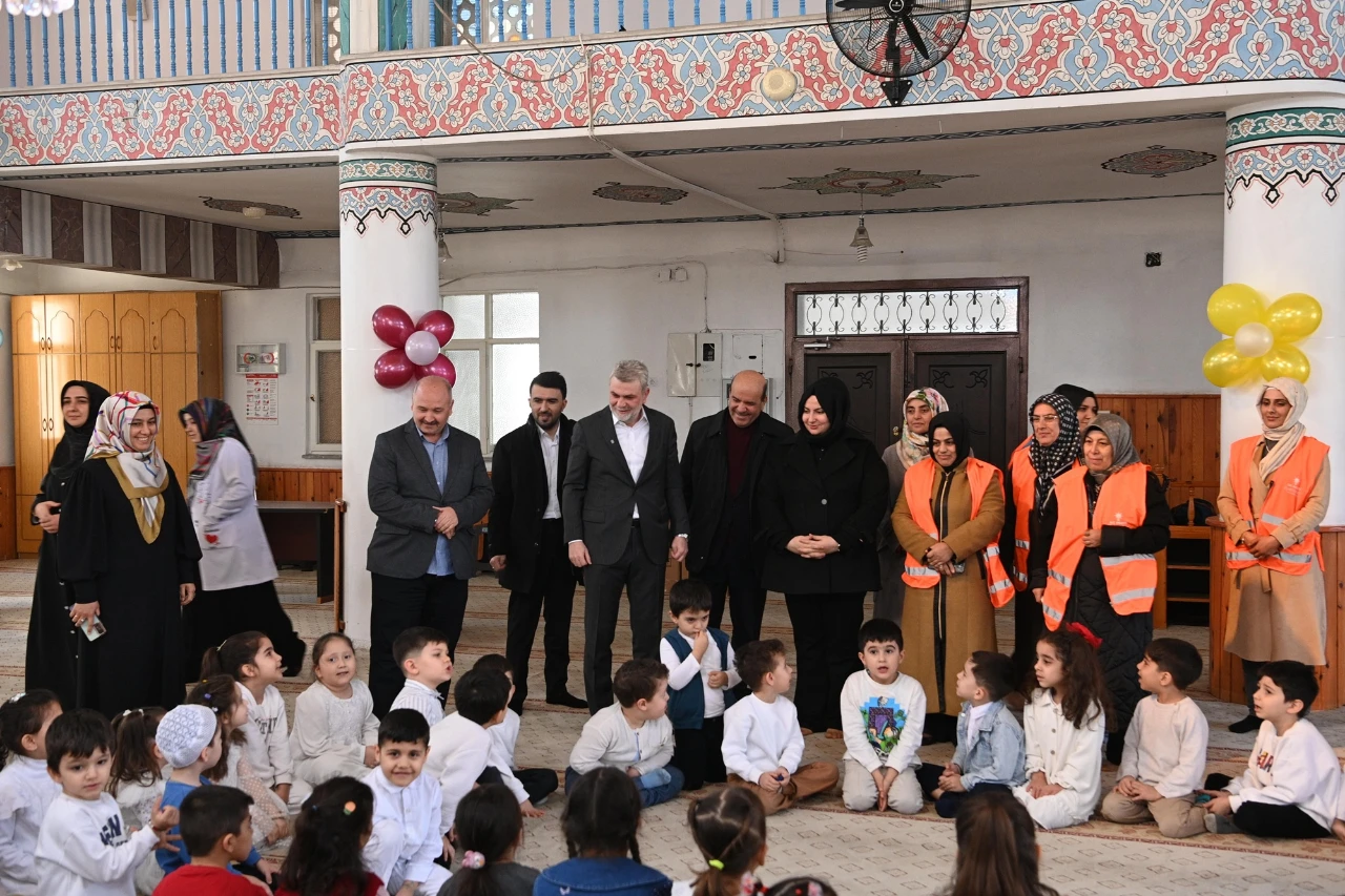 Kahramanmaraş’ta Çocuklar Tekne Orucu Heyecanı Yaşadı (2)