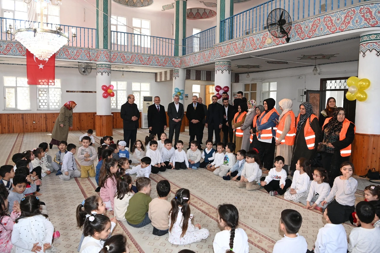 Kahramanmaraş’ta Çocuklar Tekne Orucu Heyecanı Yaşadı (5)
