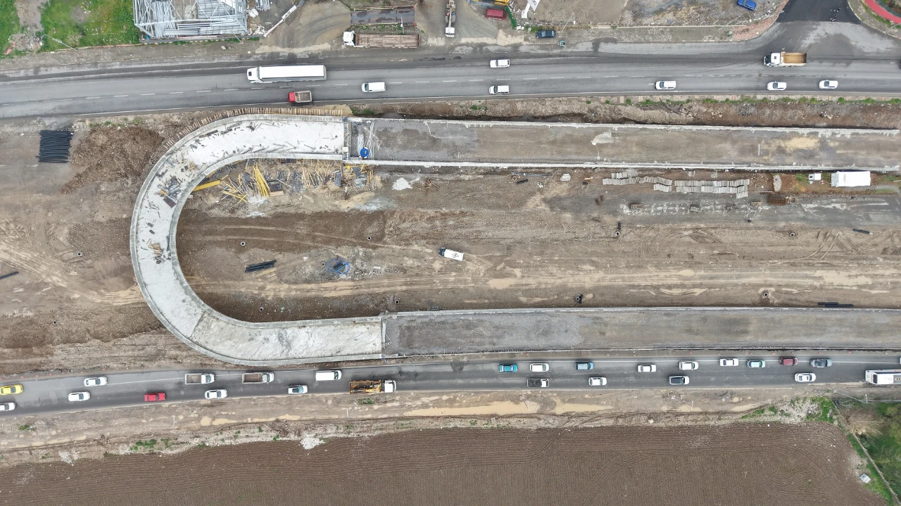 Kahramanmaraş’ta Dev Ulaşım Yatırımı Yükseliyor! Sanayi Kavşağı’nda Sona Yaklaşıldı (6)