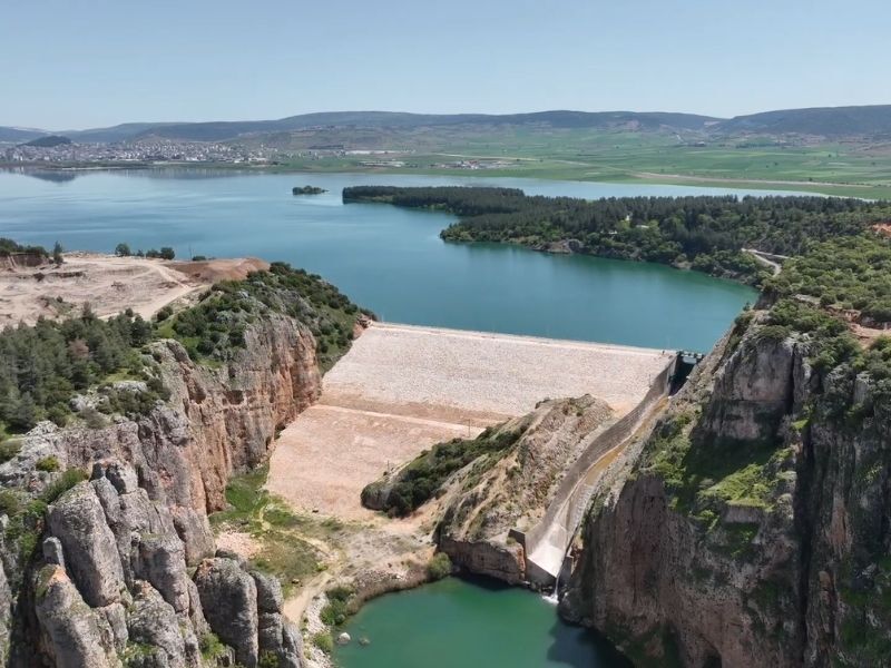 Kahramanmaraş’ta Kartalkaya Barajı Taştı, Taşacak! Tahliye Başladı