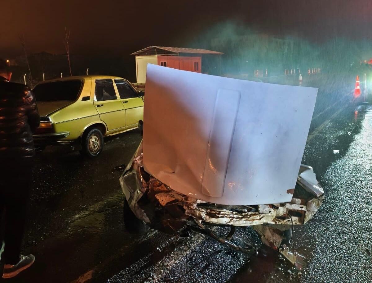 Kahramanmaraş’ta Ksü Civarı Trafik Kazası 2 Yaralı