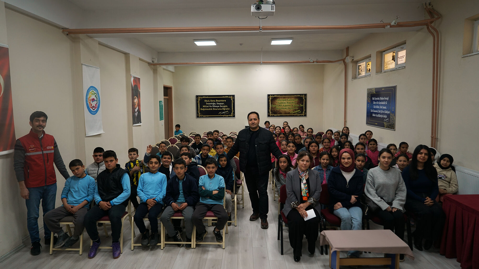 Kahramanmaraş’ta Okullarda Vektörle Mücadele Seminerleri Başladı (8)
