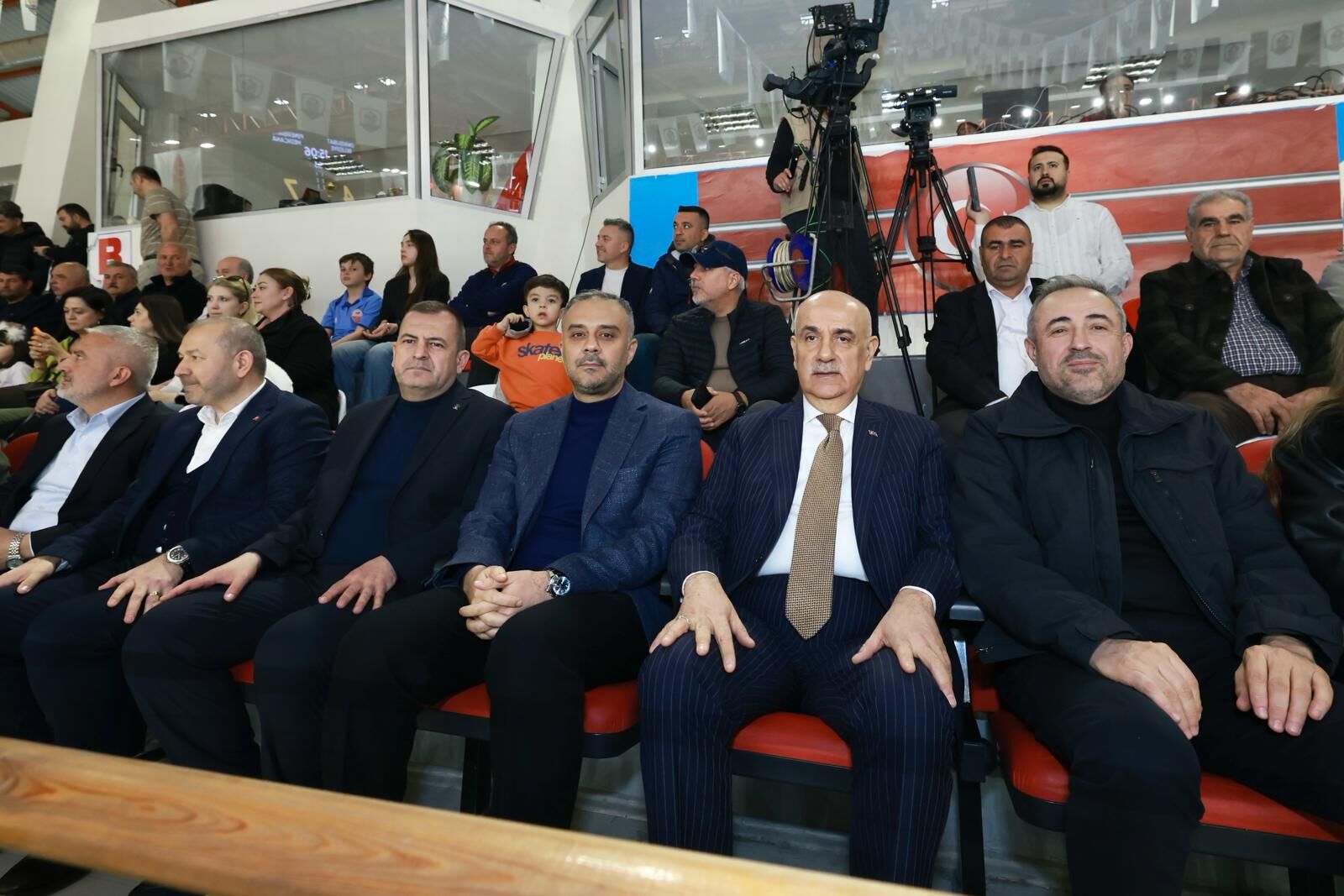 Kahramanmaraş’ta Onikişubat Belediyespor Efeler Ligi’ne Yükseldi (1)