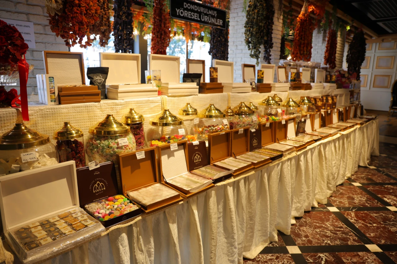 Kahramanmaraş'ta Ramazan Tatlıları Tezgahları Süslüyor (5)