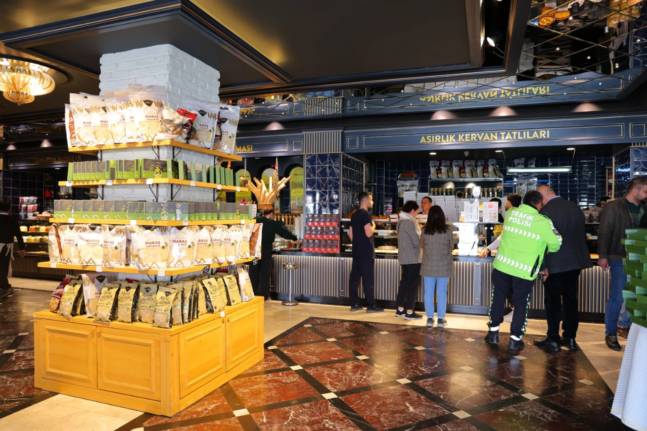 Kahramanmaraş'ta Ramazan Tatlıları Tezgahları Süslüyor (6)