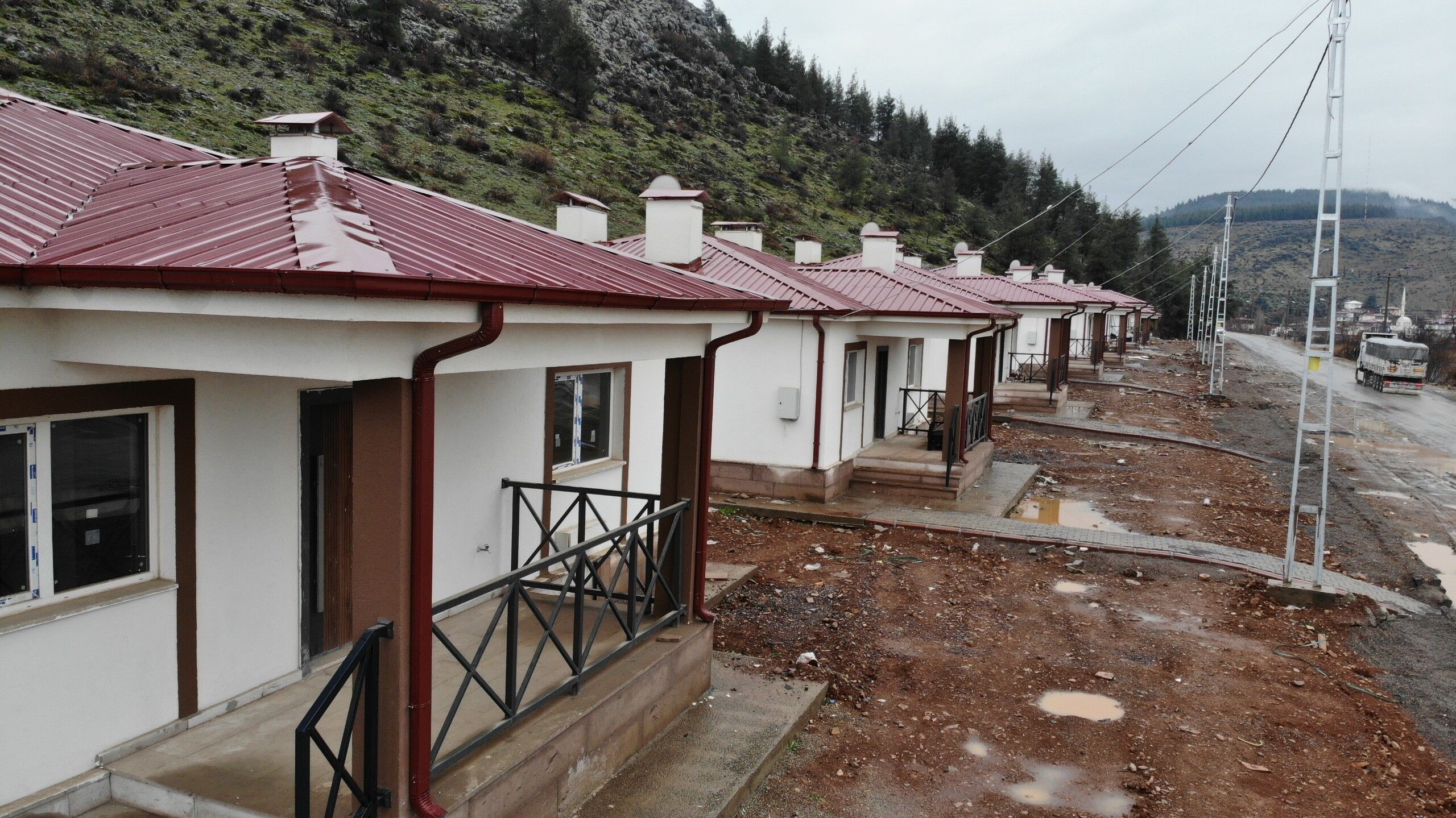 Kahramanmaraş’ta Şehir Merkezine Yakın Yeni Deprem Konutları Teslim Edildi (2)