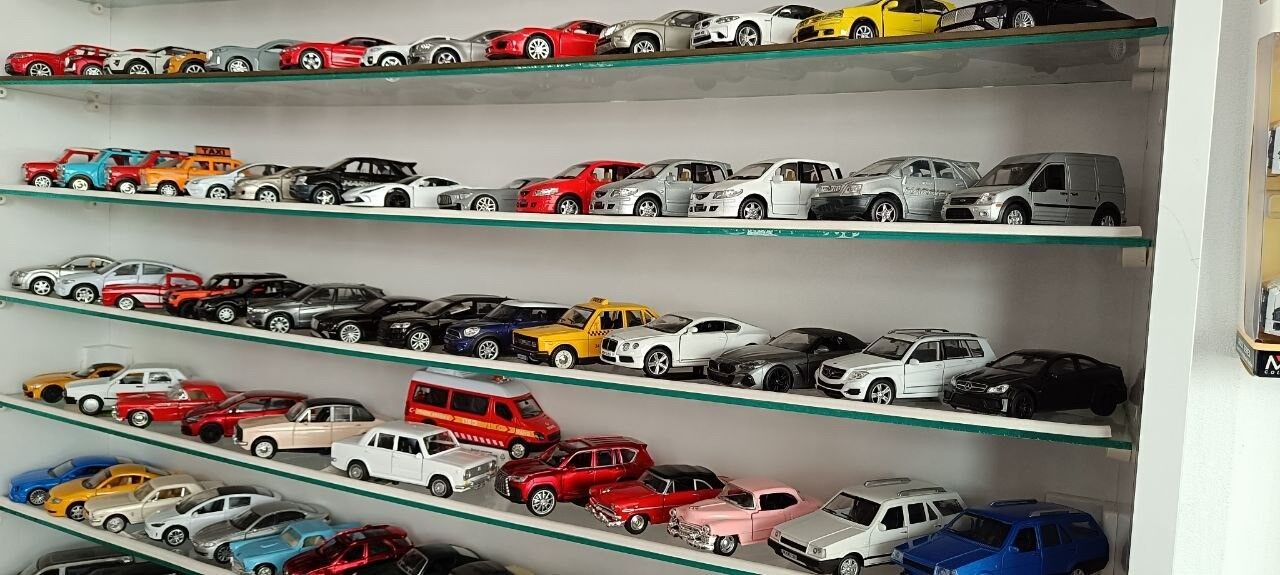 Kahramanmaraş’ta Sigarayı Bırakan Emeklinin Maket Araç Koleksiyonu Görenleri Hayrete Düşürüyor (1)