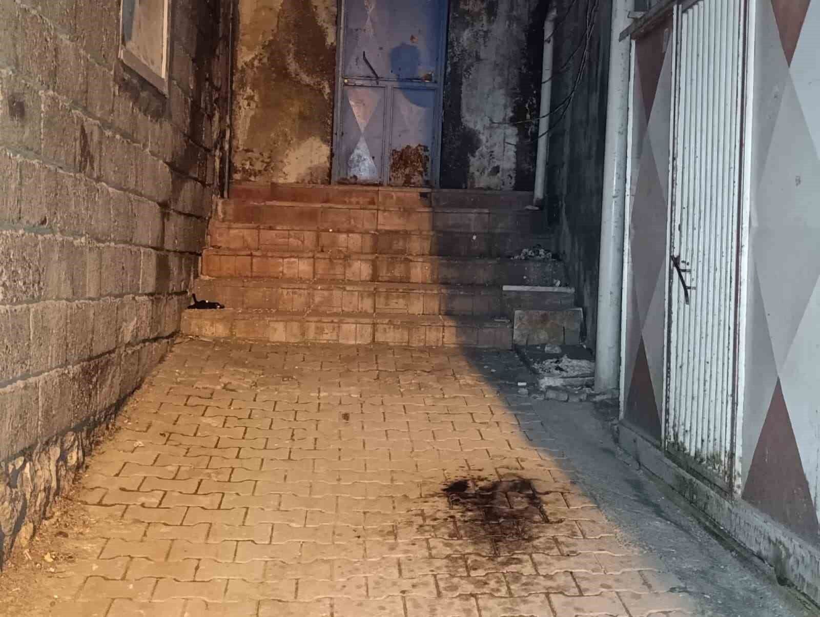 Kahramanmaraş’ta Silahlı Saldırı 3 Kişi Yaralandı, Polis Şüpheliyi Arıyor (1)