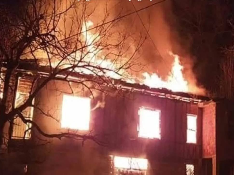 Kayseri'de Iki Katlı Ev Kül Oldu! Zihinsel Engelli Melek Doğan Yangında Can Verdi3