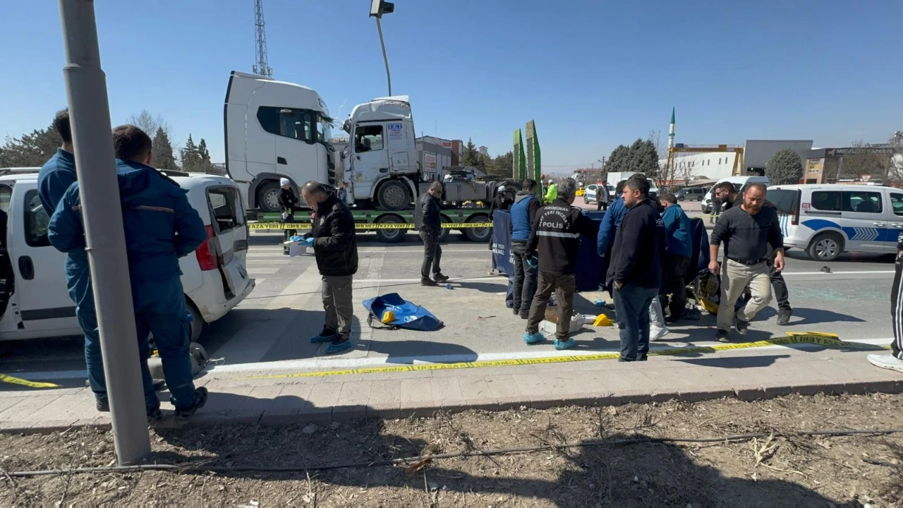 Konya’da Kurye Kazası 32 Yaşındaki Samet Cingöz Hayatını Kaybetti (6)