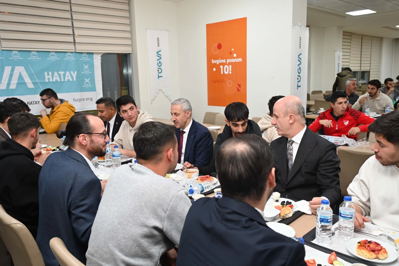 Ksü Rektörü Mahmut Ak Hatay’daki Toplantıya Katıldı (1)