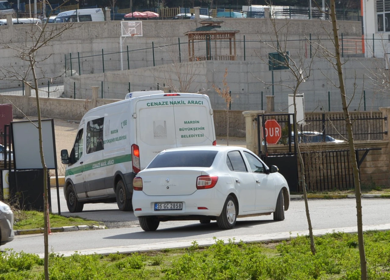 Mardin'de Eski Hemşire Ölü Bulundu! Elif Çelik'ten Acı Haber (4)