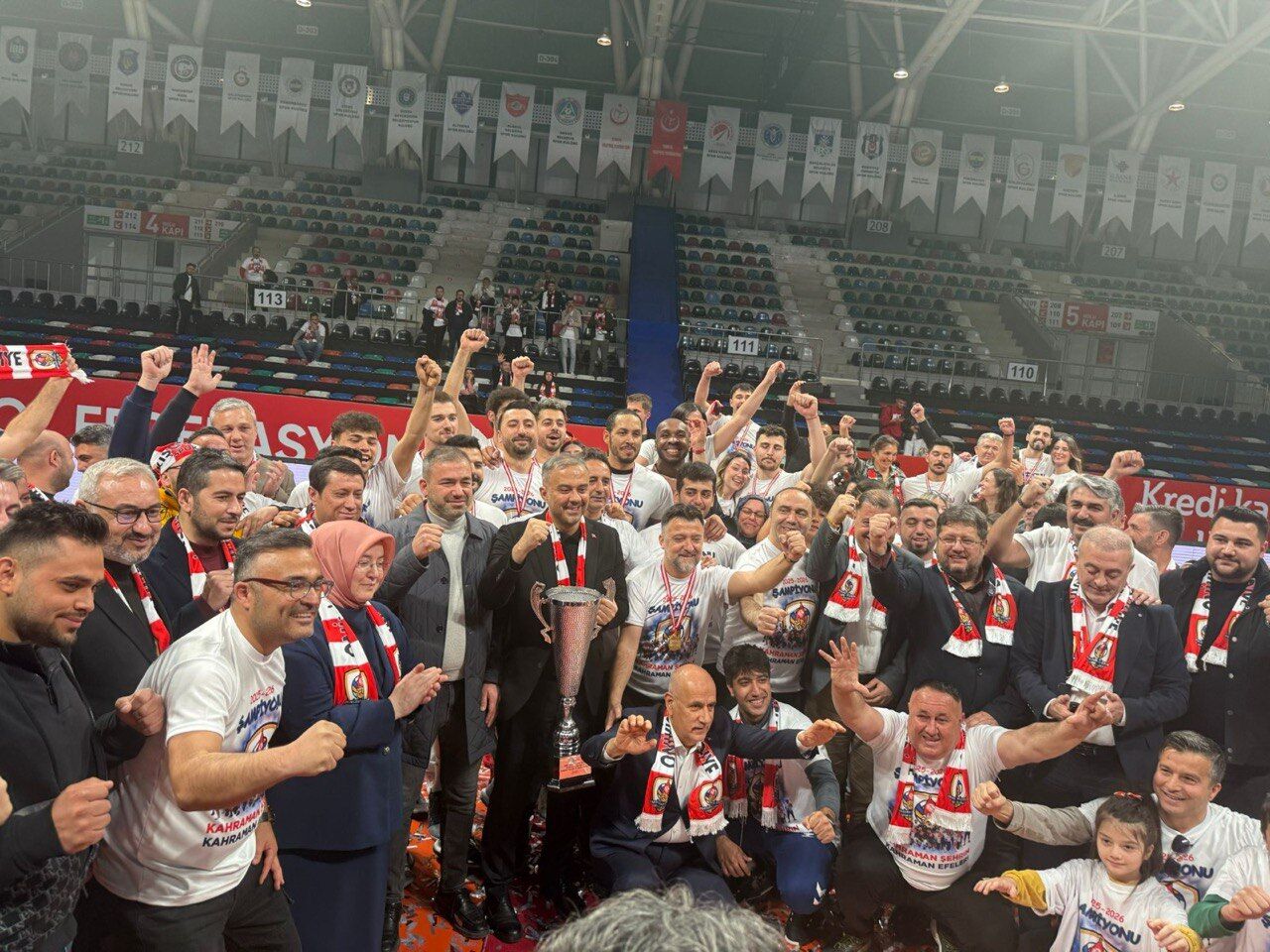 Onikişubat Belediyespor 3 Ile Kupayı Kazandı