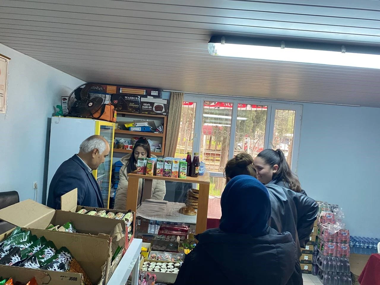 Osmaniye’de Duygulandıran Olay! Öğrencilerin Tüm Borçları Tek Seferde Kapatıldı (3)