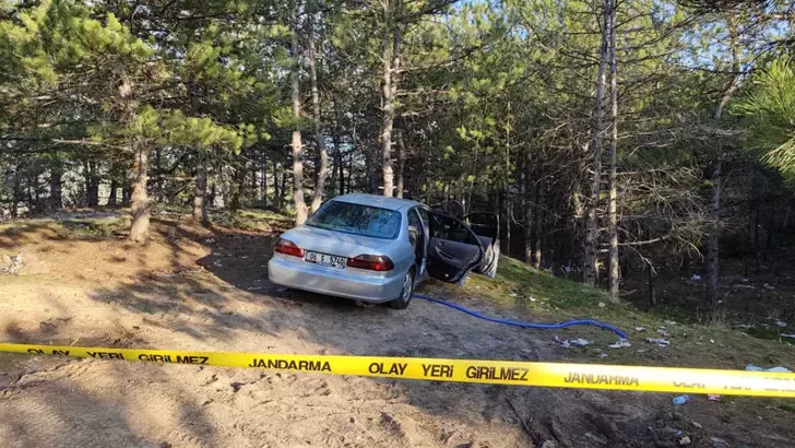 Park Halindeki Araçta 55 Yaşındaki Adam Ölü Bulundu