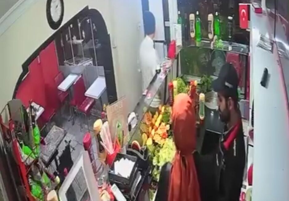 Pes Dedirten Hırsızlık! Sma’lı Çocuğun Kumbarası Çalındı (2)