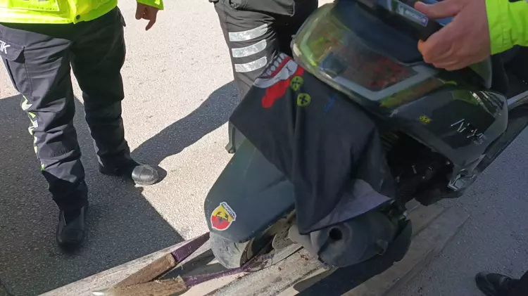 Polisten Kaçan Motosiklet Sürücüsü Kazada Öldü Plakayı Bezle Kapatmış (3)