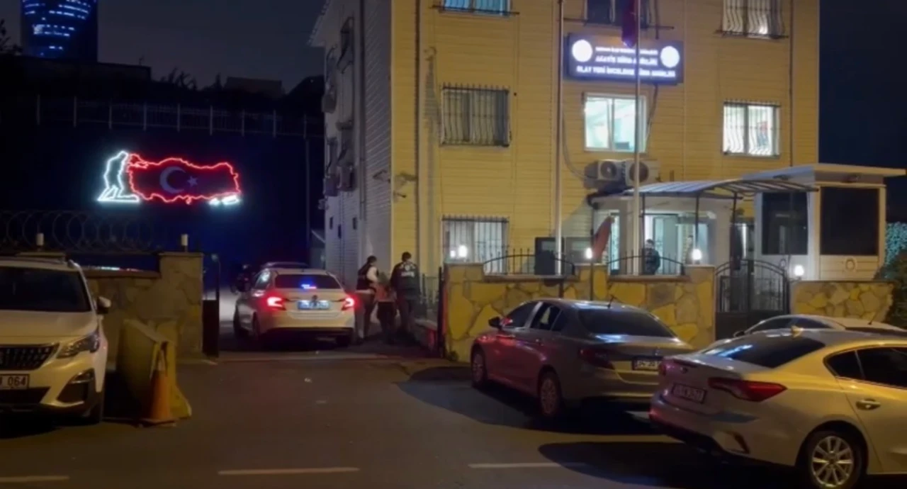 Polisten Kaçtı Motosikletten Çıkanlar Şoke Etti (1)