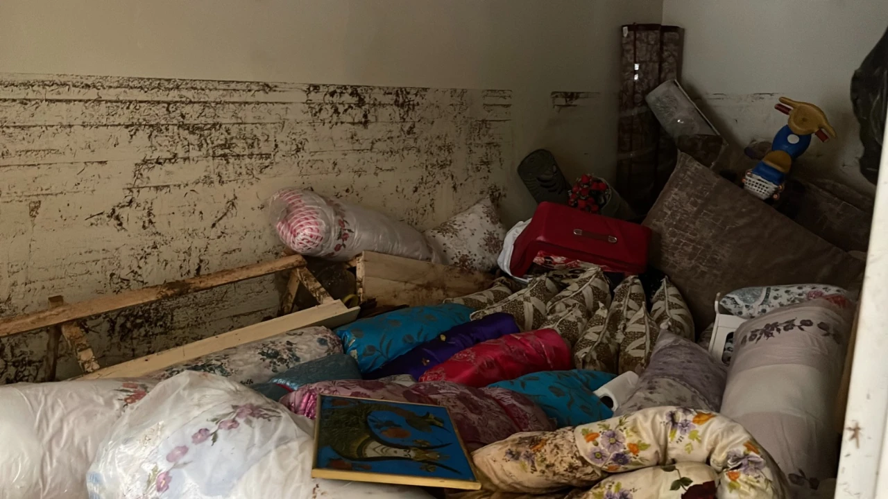 Şanlıurfa Eyyübiye’de Sel Felaketi! 7 Kişilik Aile Canını Zor Kurtardı (8)