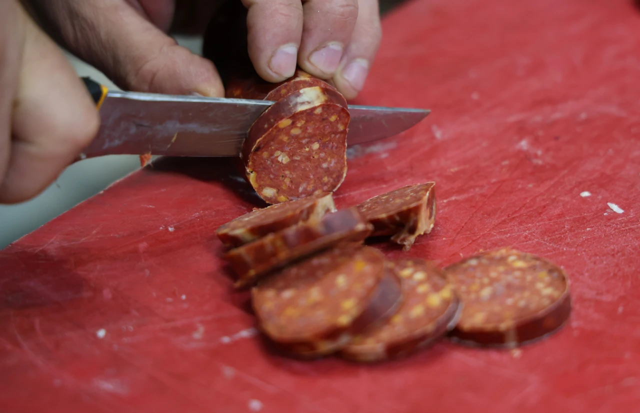 Sucuk Alırken Karekodu Okutun! İçinde Ne Varsa Saniyeler Içinde Çıkıyor (4)