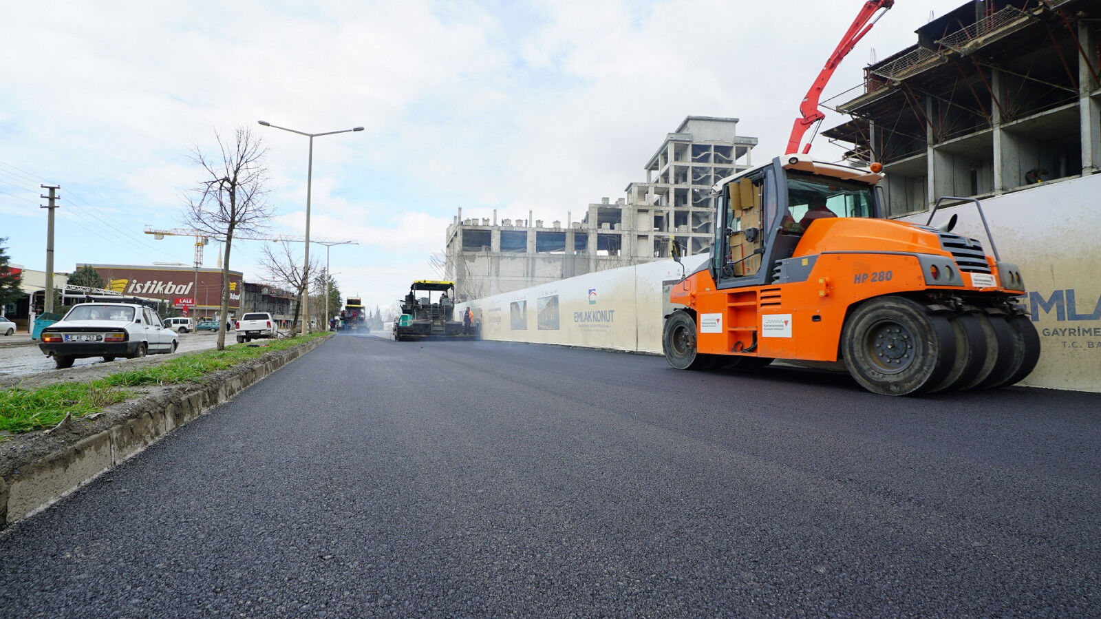 Sürücüler Bayramda Bayram Edecek Büyükşehir, Doğukent’in Yolunu Yeniledi (4)