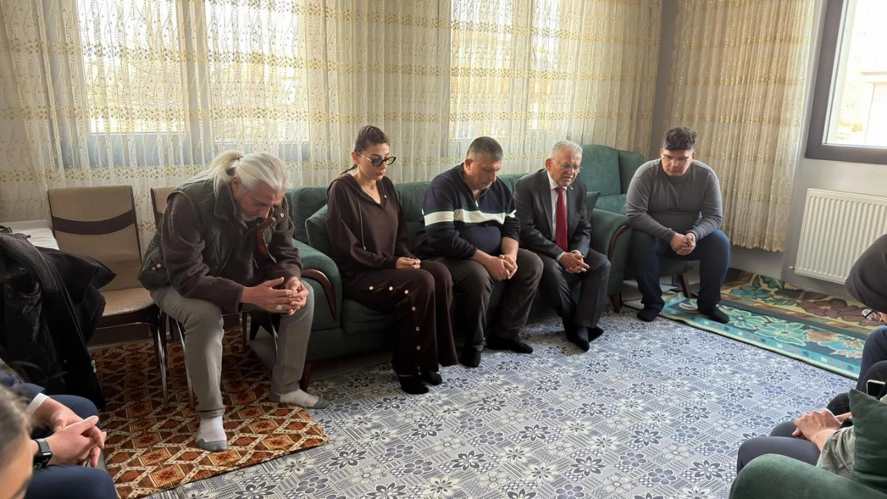 Tıp Öğrencisi Yaren Mercan’ın Son Notu Yürek Dağladı (2)