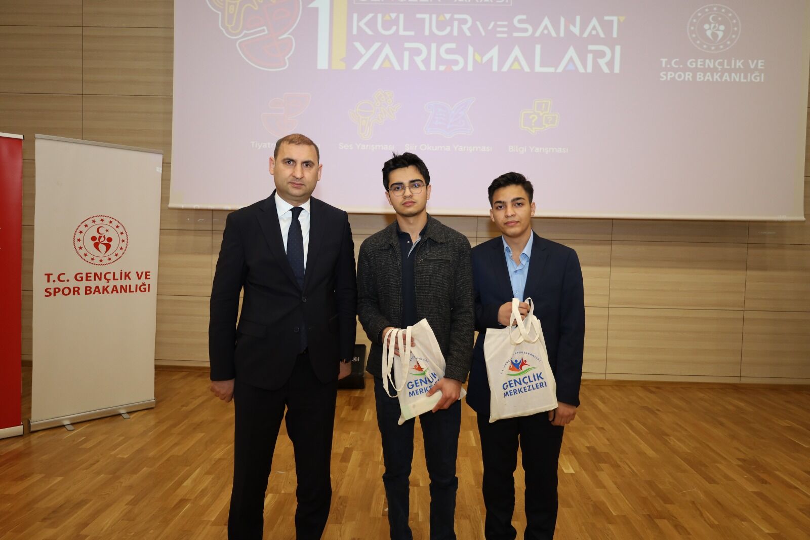 11. Gençler Arası Kültür Sanat Yarışmaları Kahramanmaraş’ta Sona Erdi (7)