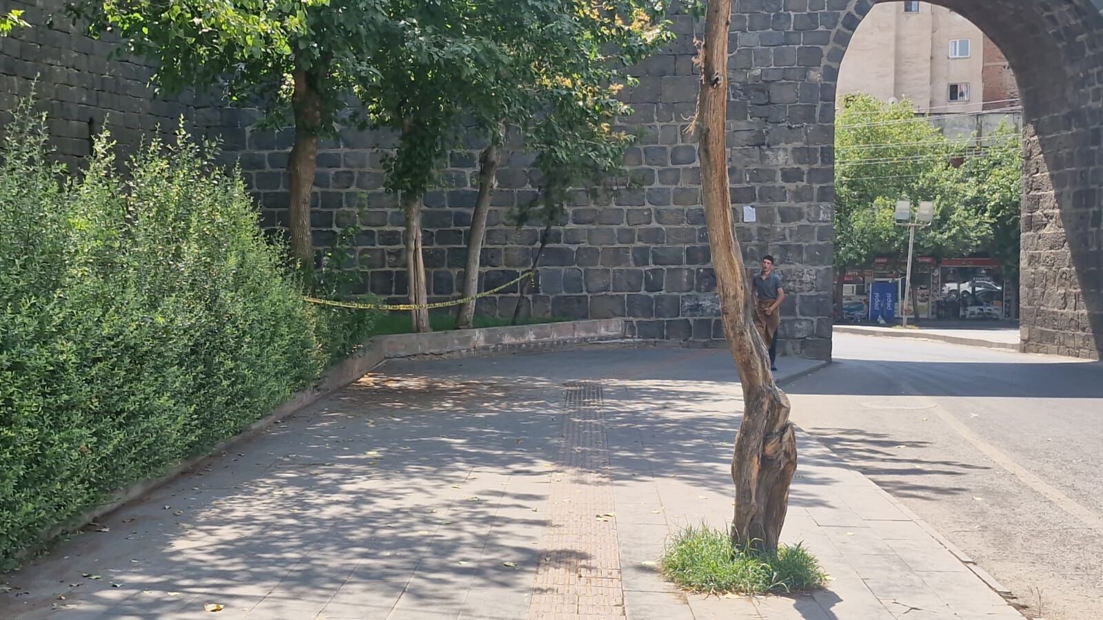 3 Aylık Hamile Helin'i, 'Çiçek Alacağım' Diye Görüşmeye Çağırıp, Öldürmüş (2)