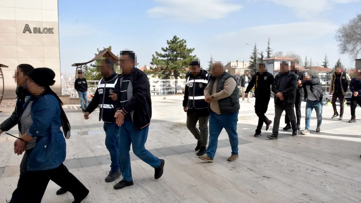 33 Kadınla İlgili Fuhuş Operasyonunda 6 Kişi Tutuklandı (1)